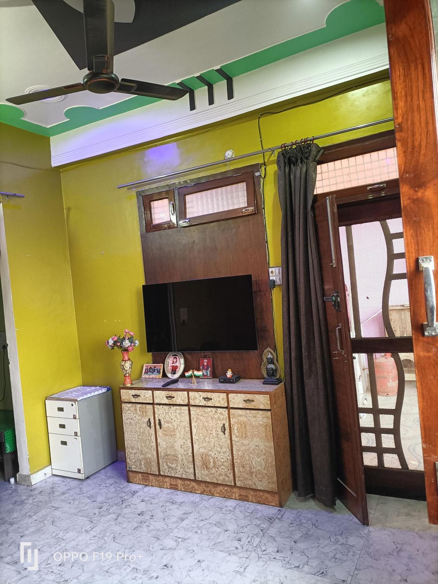 Shri Ram Sharnam Hotell Ayodhya Eksteriør bilde